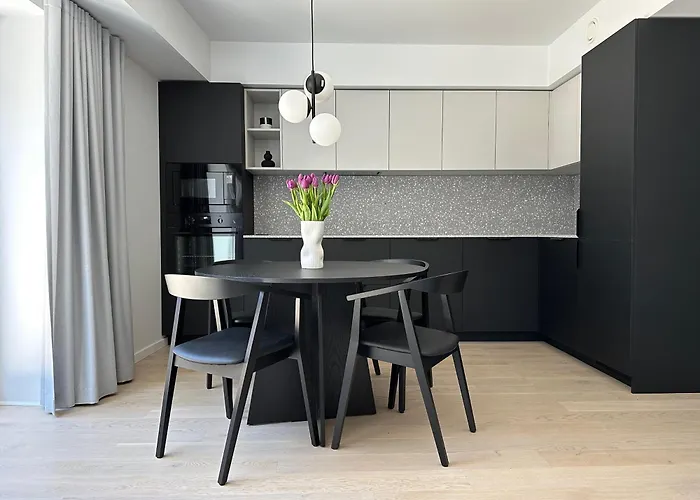 Апартаменты Brand New With Balcony And Free Parking *